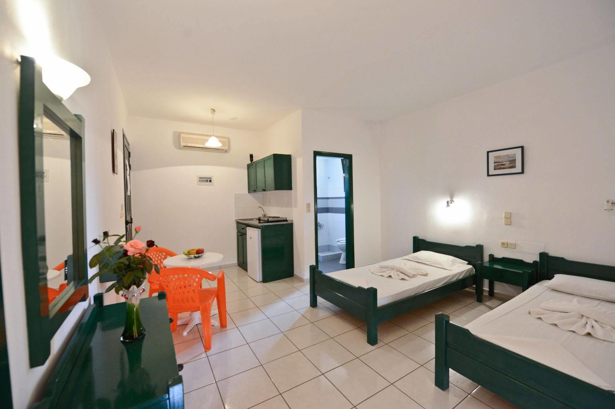 Milos Studios Malia Exteriér fotografie