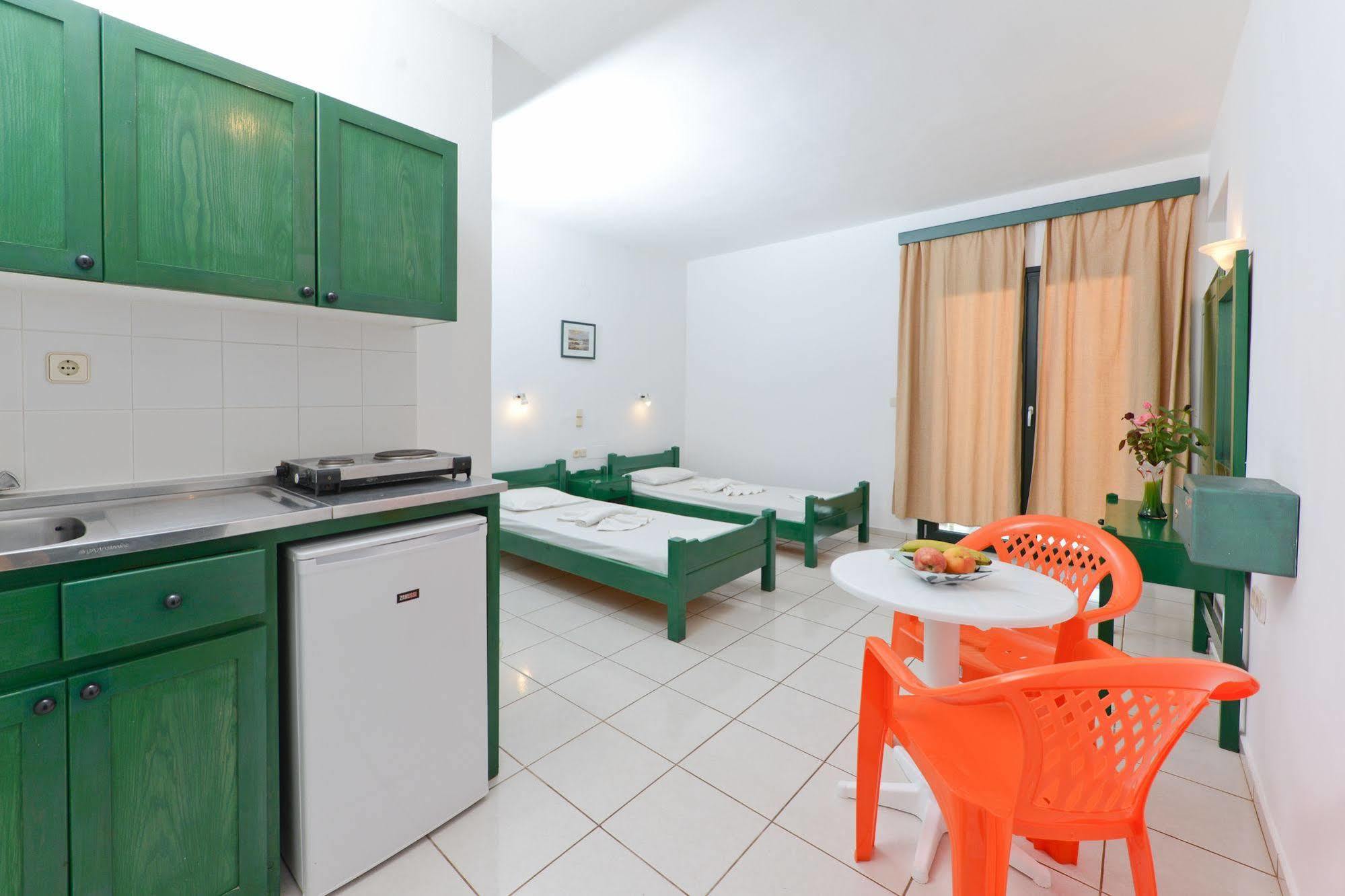 Milos Studios Malia Exteriér fotografie